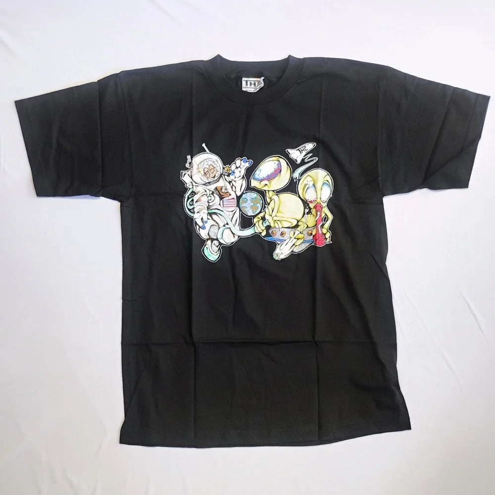 THC Outer Space Astronaut Alien Graphic T-Shirt Black Short Sleeve L VTG 90s NOS